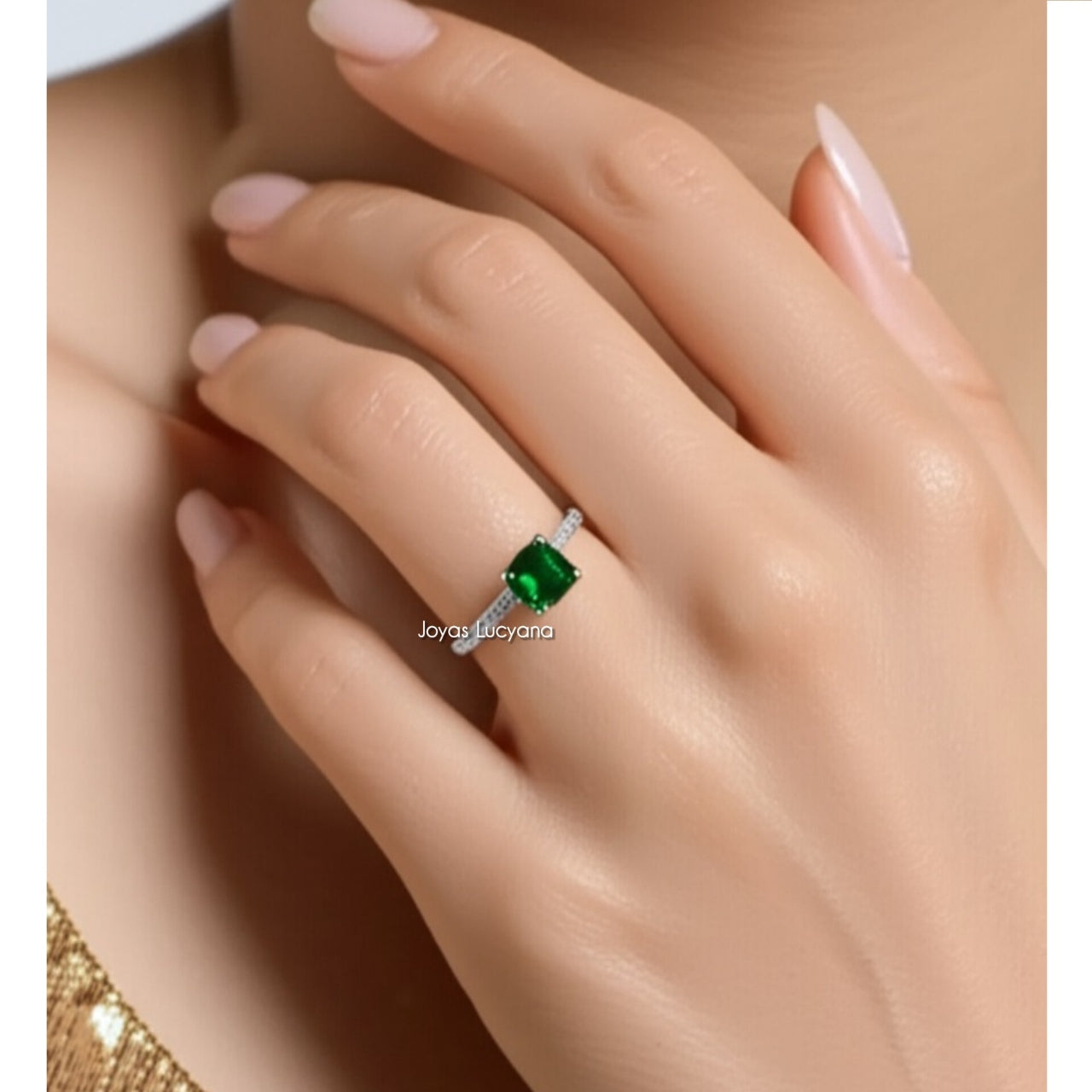 Anillo de Compromiso Zirconio Verde en Plata de Joyas Lucyana