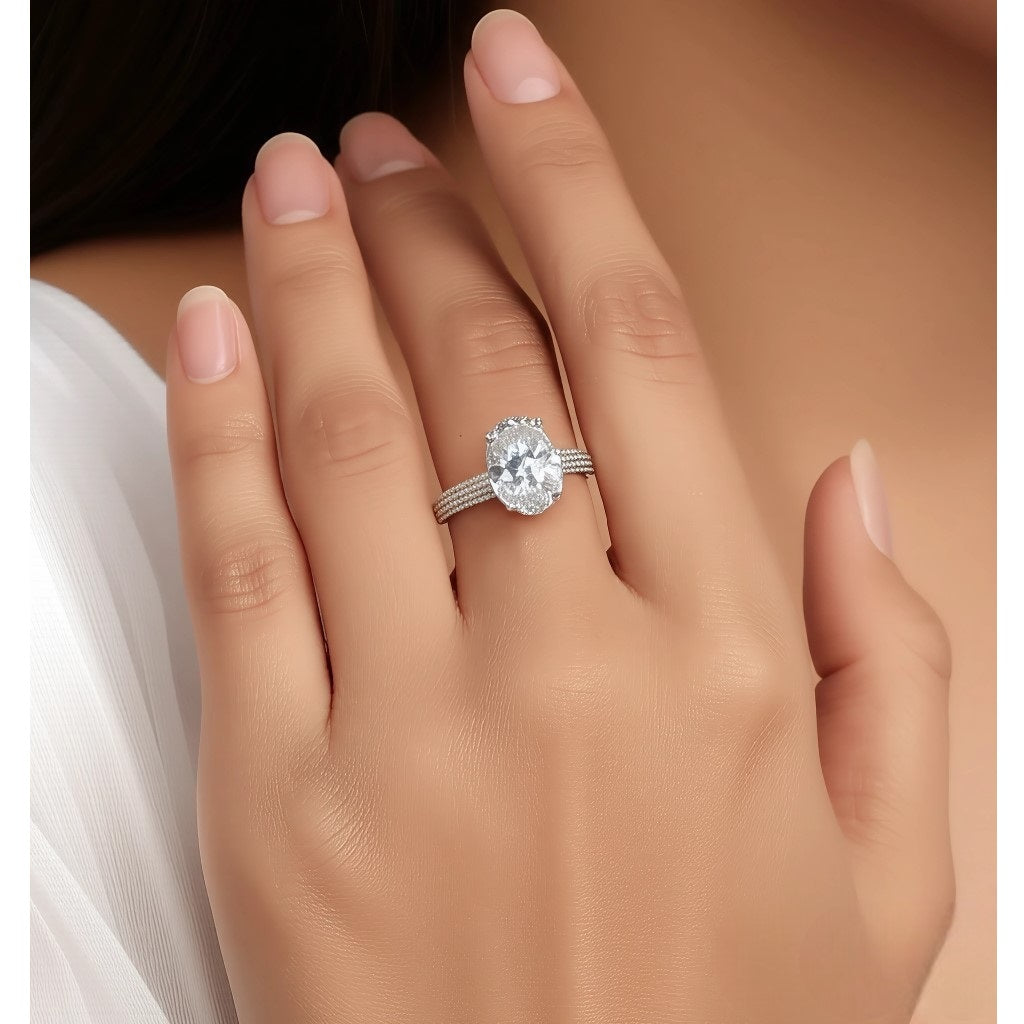 Anillo de Compromiso Bañado en Oro Blanco de Joyas Lucyana