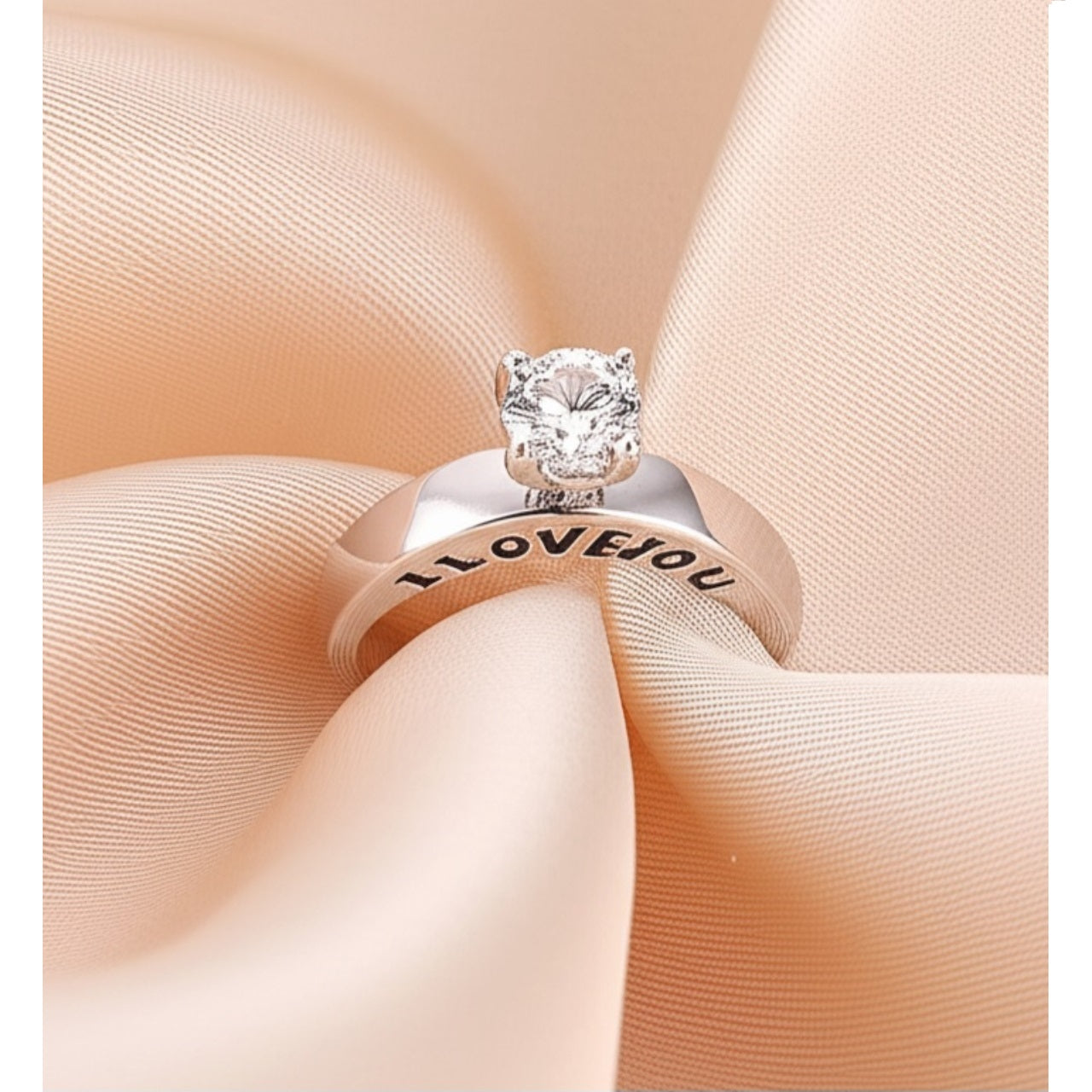 Anillo de Compromiso de Joyas Lucyana