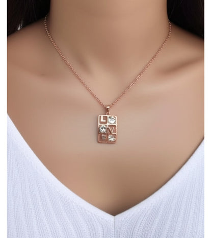 Collar para Mujer con dije Love Bañado en Oro Rosa