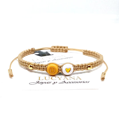 Pulsera para Mujer de Hilo con Letra Inicial D y Corazón de Joyas Lucyana