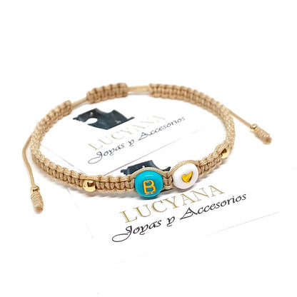 Pulsera Mujer de Hilo con Letra Inicial B y Corazón de Joyas Lucyana