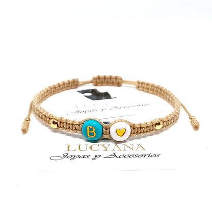 Pulsera Mujer de Hilo con Letra Inicial B y Corazón de Joyas Lucyana