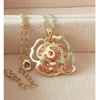 Collar Para Mujer con dije de rosa Bañado en Oro Amarillo de 18K