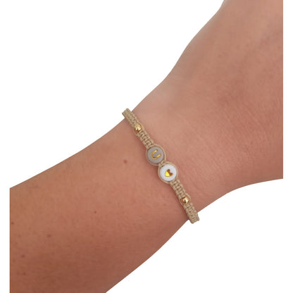 Pulsera para Mujer de Hilo con Letra Inicial U y Corazón de Joyas Lucyana