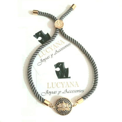 Pulsera para Mujer de Hilo plata con dije de Flor de Loto