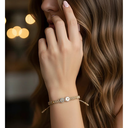 Pulsera para Mujer de Hilo con Letra Inicial U y Corazón de Joyas Lucyana