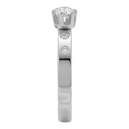 Anillo de Compromiso con Circonio Blanco y piedras laterales